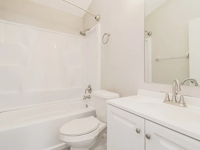1005 Brielle Ave — Photo 15