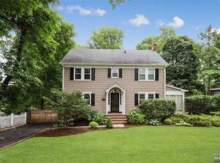 541 Grove St, Montclair, NJ 07043