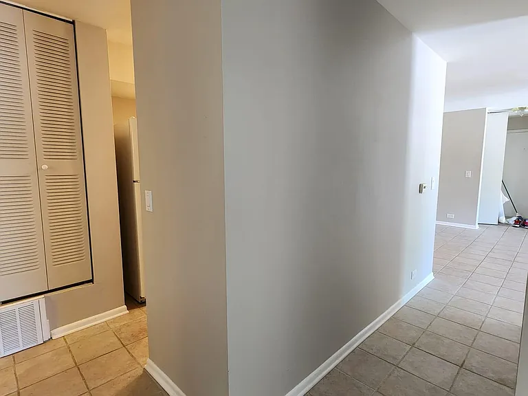 560 Shorely Dr #204 — Photo 15