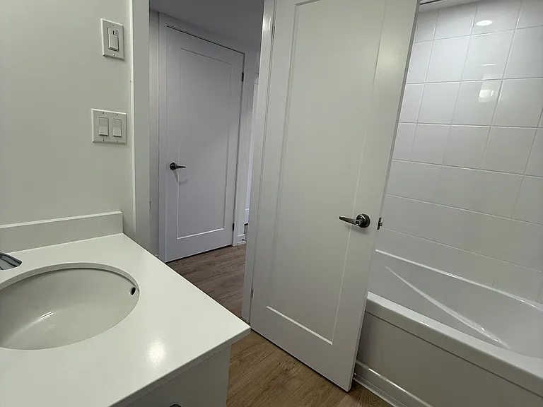 42 Lowes Rd W #115 — Photo 12