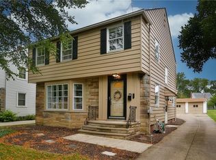 2345 Charney Rd, University Heights, OH 44118