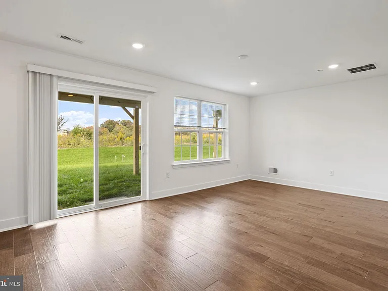 136 Ada Hightower Ave — Photo 34
