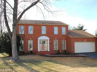3576 Plum Dale Dr, Fairfax, VA 22033