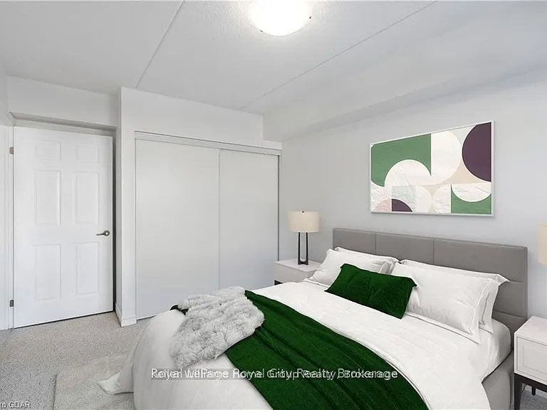 67 Kingsbury Sq #303 — Photo 10