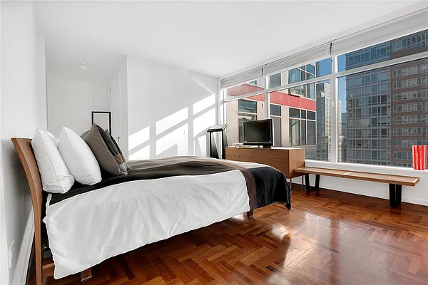 Sold by Douglas Elliman | media 20