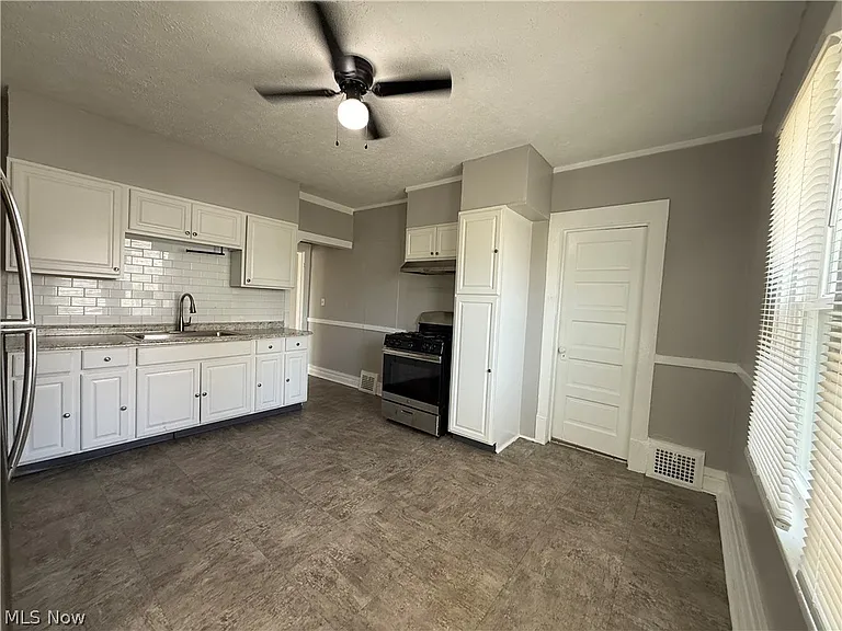 2602 Vega Ave — Photo 7