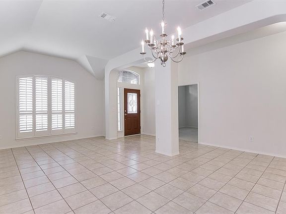 4th image of 10229 Crawford Farms Dr