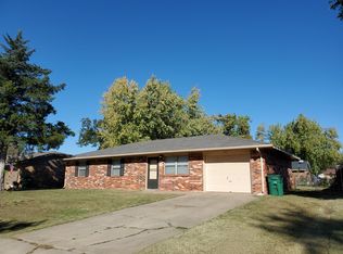 113 Cross St, Perkins, OK 74059