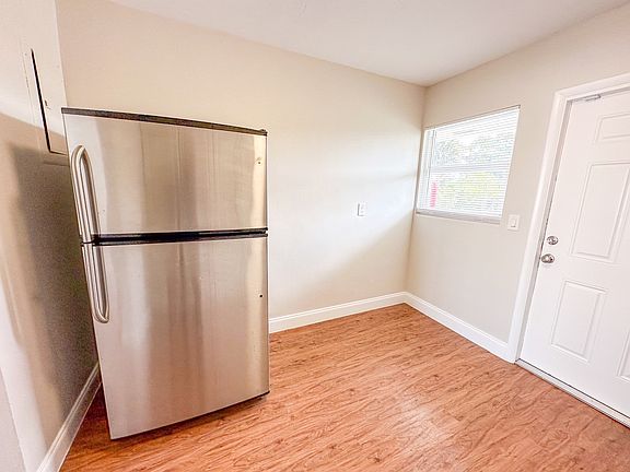 5th image of 821 3rd St #11009995