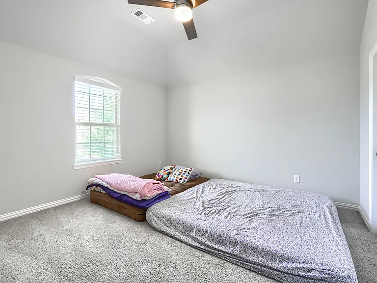14175 Wheatfield Ln — Photo 33