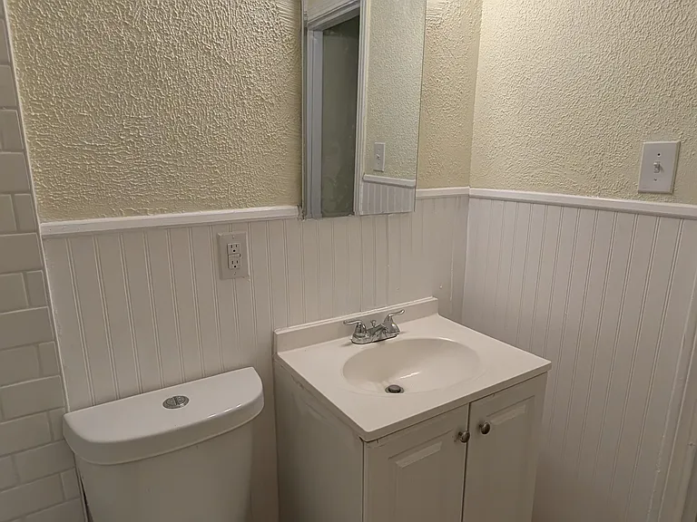 336 McPherson Ave — Photo 8