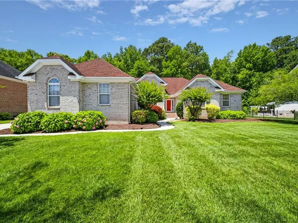 2588 Lower Greens Pl, Virginia Beach, VA 23456