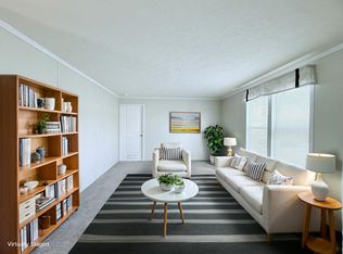 29652 Cambridge Ct, Chesterfield, MI 48051