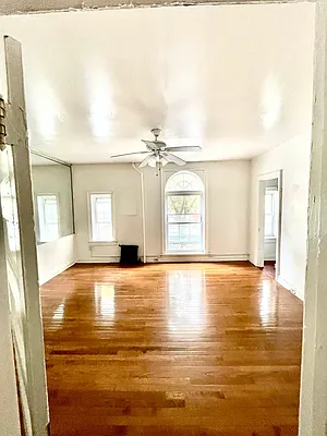 Rented by Pear NYC LLC | media 37