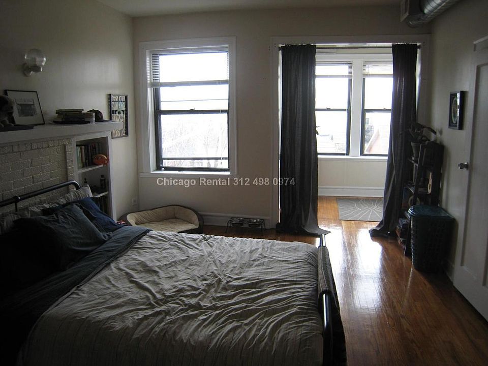 1st image of 2950 W Wabansia Ave APT 3