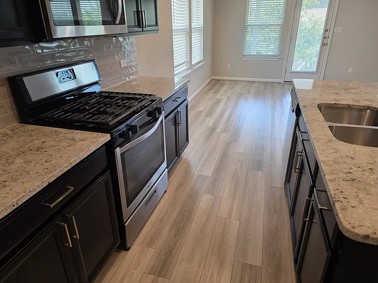 1609 Gerald Ln — Photo 8