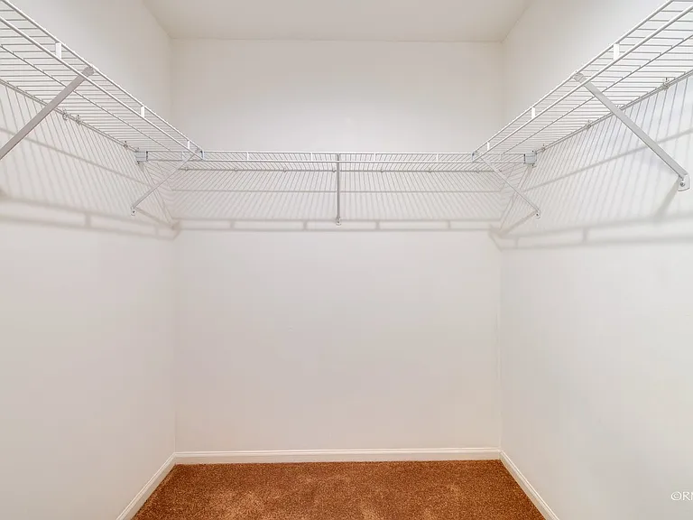 344 Kildare Ct — Photo 21