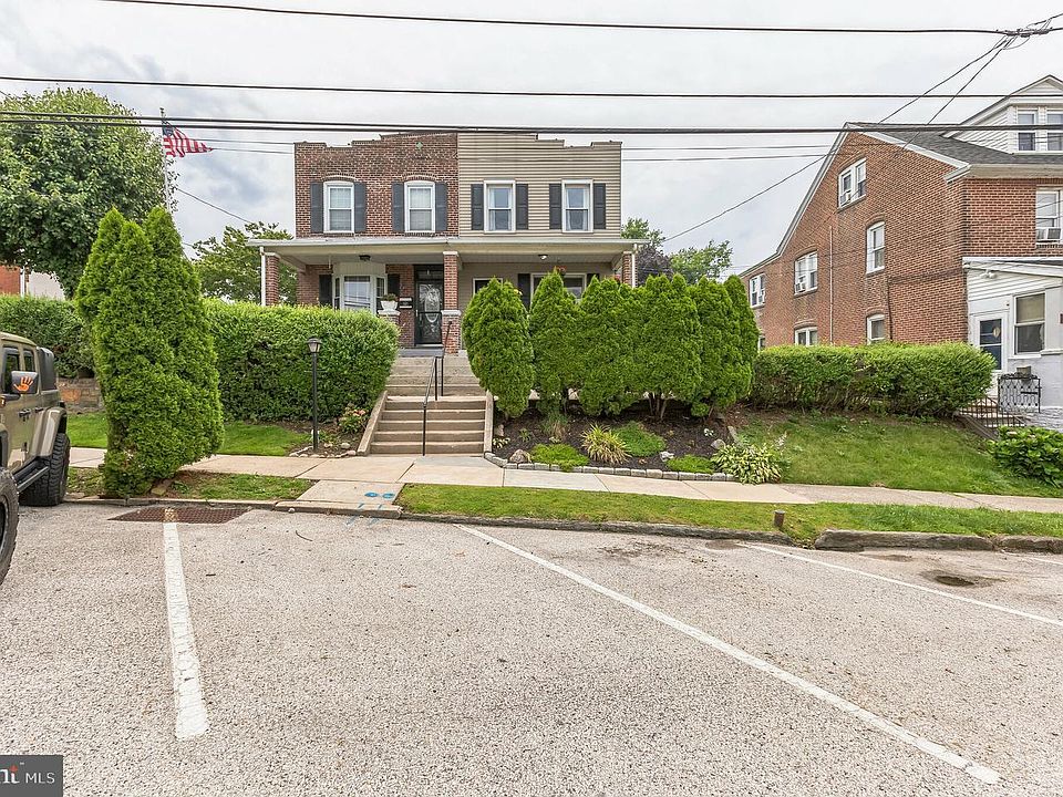 1st image of 309 W 5th Ave