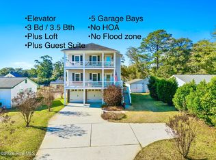 1124 Park Rd, Sunset Beach, NC 28468