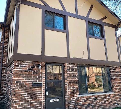 2nd image of 18W263 Kirkland Ln
