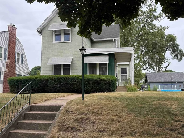 1243 Oak St, Beloit, WI 53511