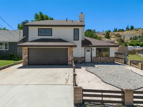 14342 Boxtree Dr, Lake Hughes, CA 93532