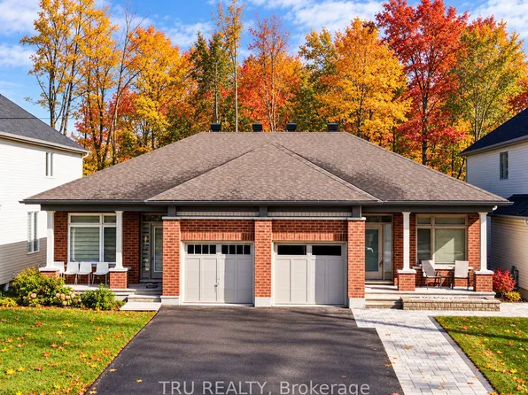 6362 Renaud Rd, Ottawa, ON K1W 0R9