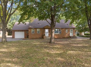 1905 W Traverse Rd, Saint Peter, MN 56082