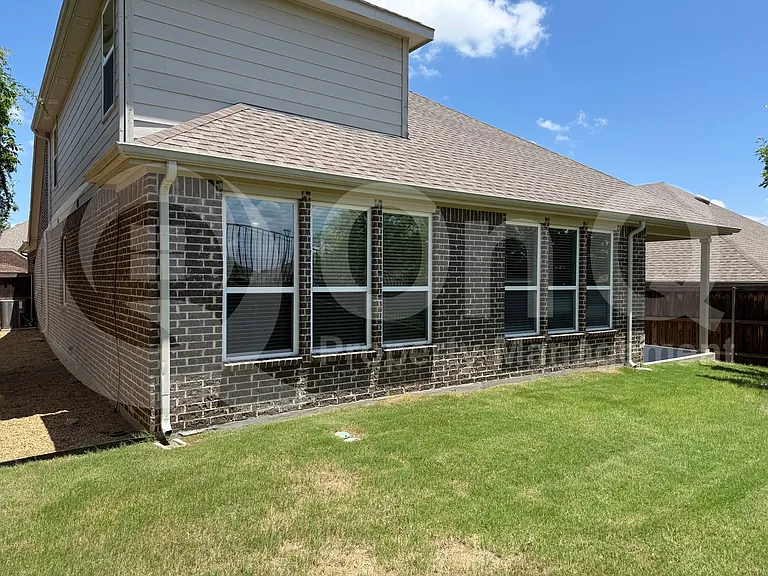211 Copper Canyon Dr — Photo 24