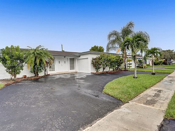 2nd image of 9690 NW 20th Pl