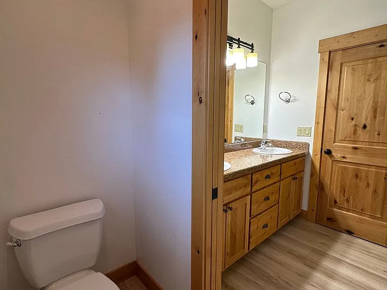 115 NW Mount Washington Dr — Photo 18