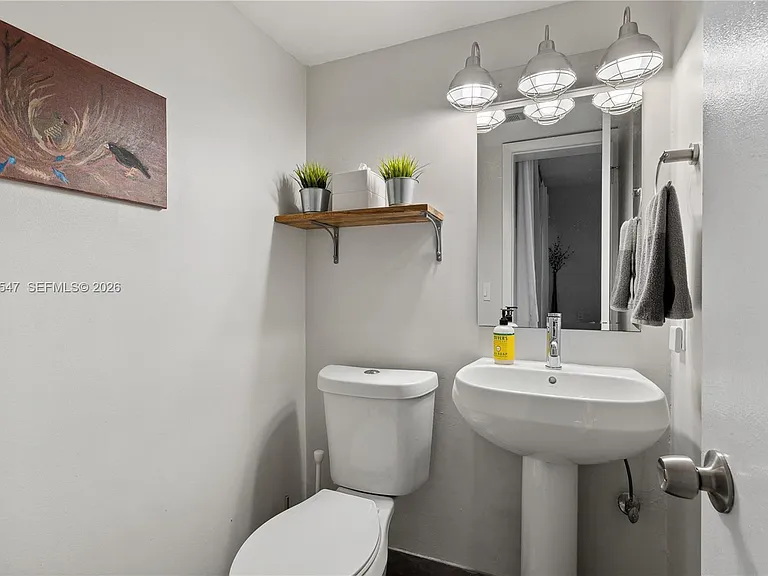 3143 Virginia St #3 — Photo 14