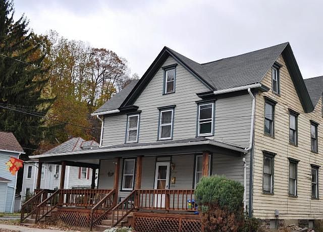 2nd image of 1930 Apple St