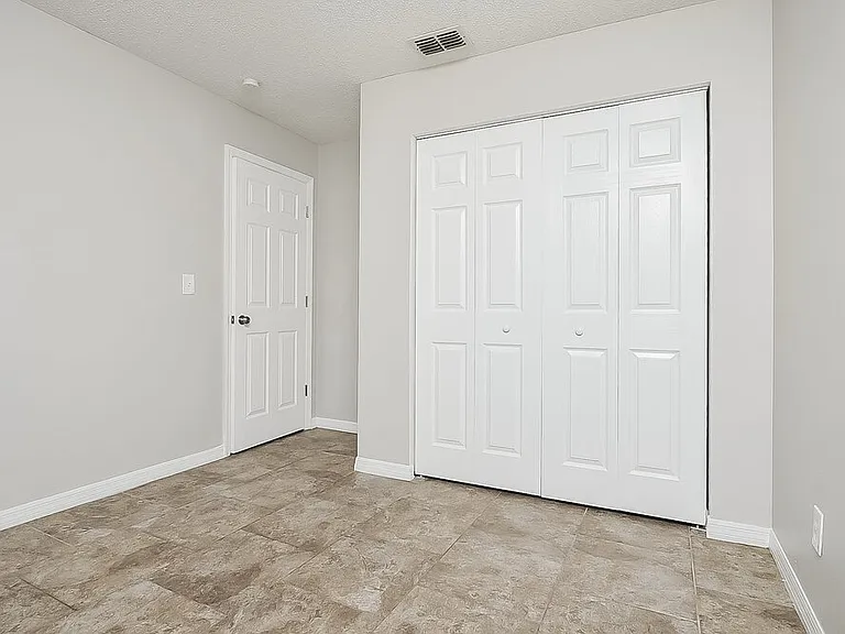 801 Cambridge Way — Photo 18