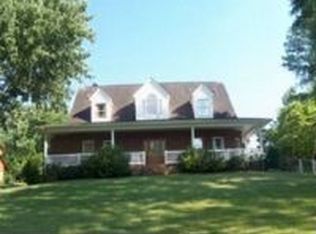 374 Goodman Cemetery Rd, Piney Flats, TN 37686