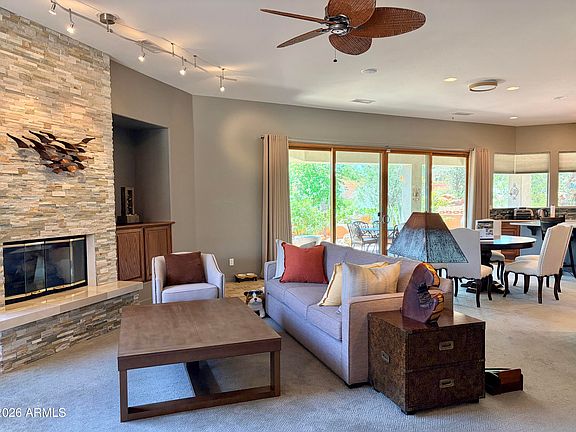 3rd image of 130 E BIGHORN Court