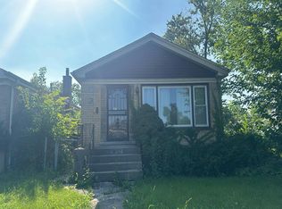 10052 S Eggleston Ave, Chicago, IL 60628