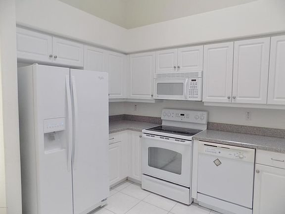 3rd image of 1651 Areca Palm Dr