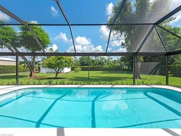 5520 CYNTHIA LN, NAPLES, FL 34112