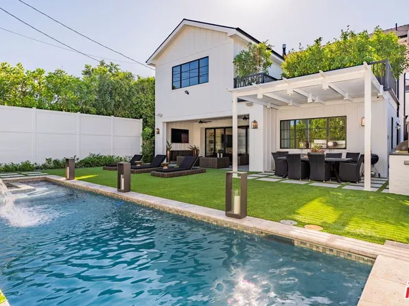 320 N Alta Vista Blvd, Los Angeles, CA 90036