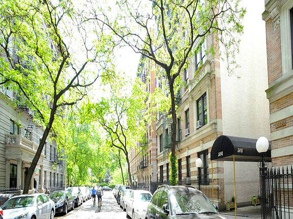 5th image of 504 W 111th St APT 45
