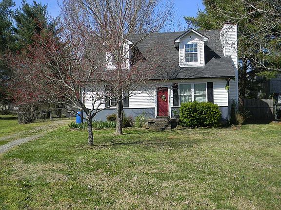 2nd image of 507 Cloverland Ct