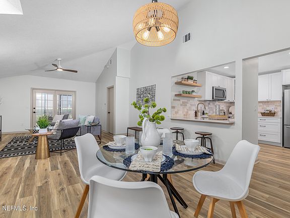 5th image of 9350 ARBOLITA Way