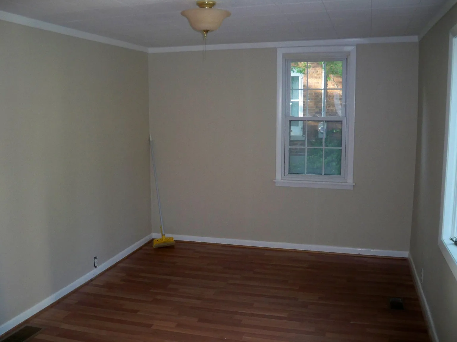 3 bed, 1267 sqft, $1,850 — Photo 3