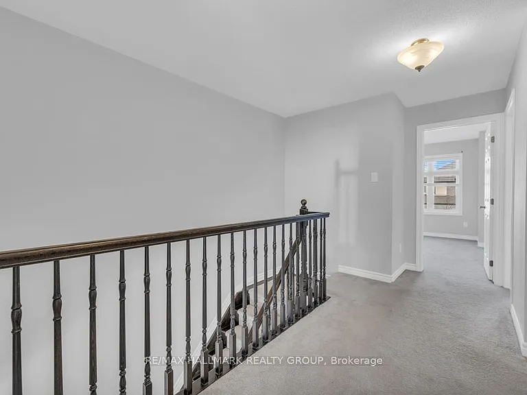 600 Parade Dr — Photo 16