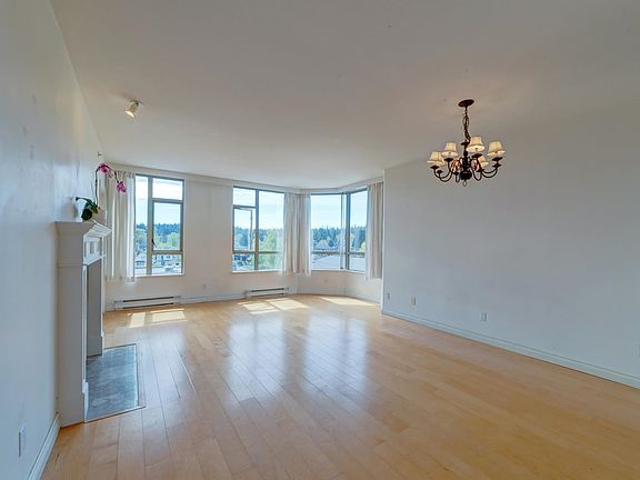 5th image of 2580 Tolmie St #504