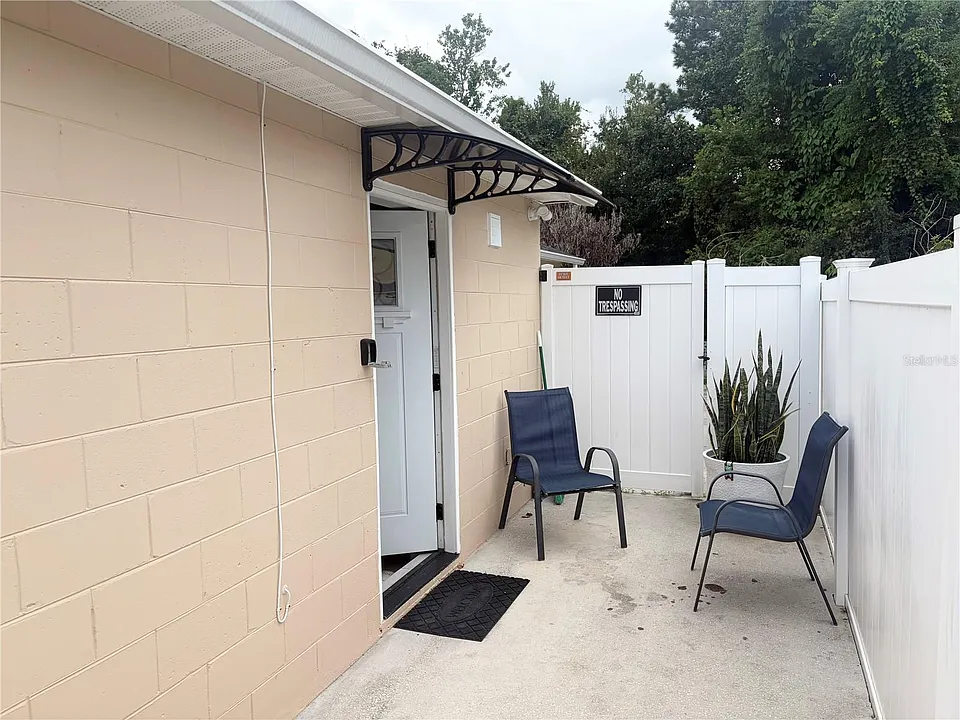 4992 Luna Negra Dr