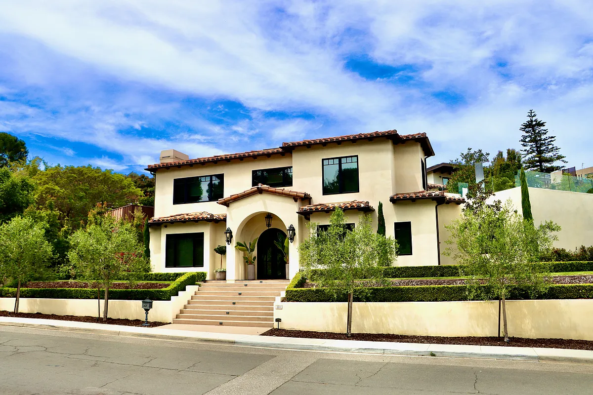 Building Photo - 960 Gage Dr