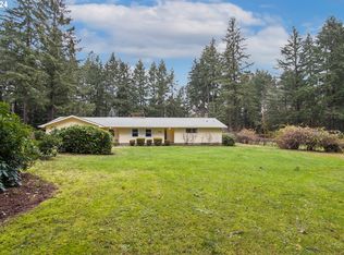 26041 Vista Dr, Veneta, OR 97487