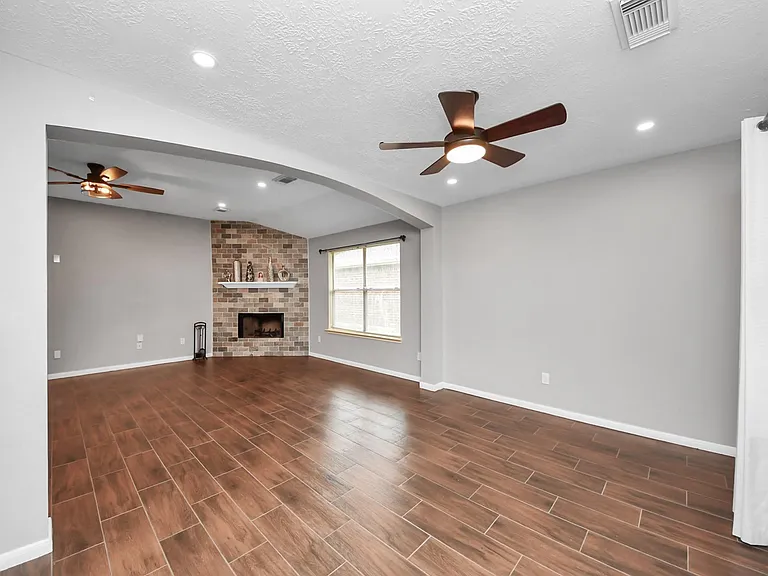 16215 Cypress Trace Dr — Photo 9